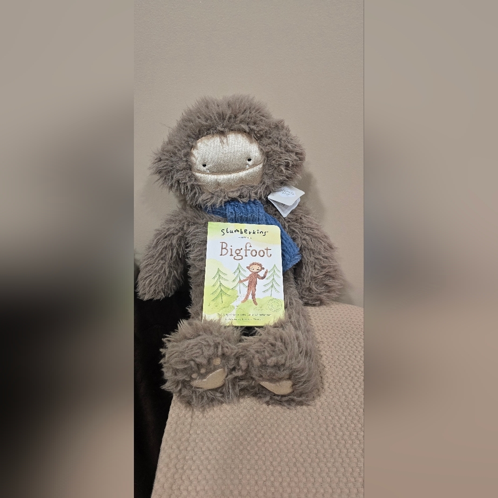 Slumberkins Plush Bigfoot Toy with Book